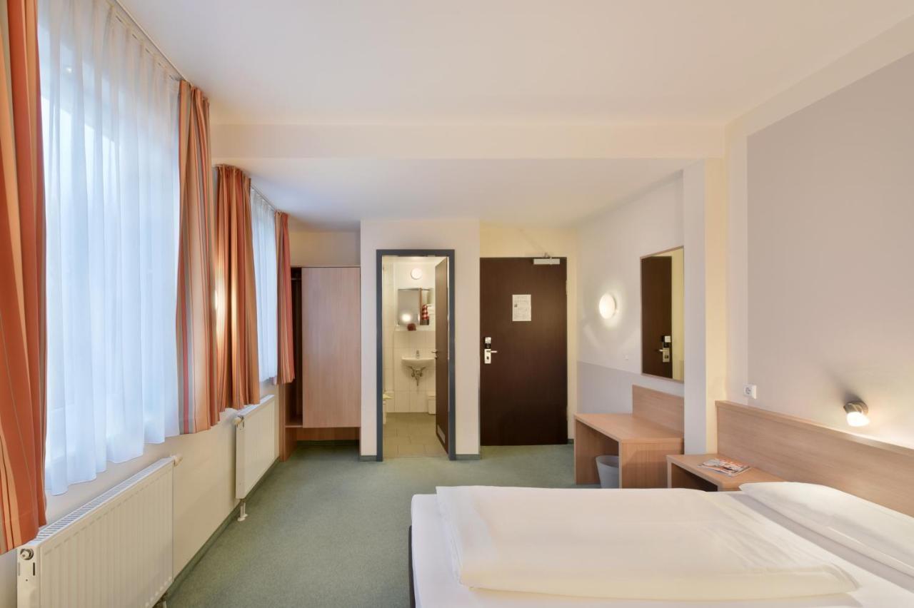 Meinhotel 함브루크 외부 사진