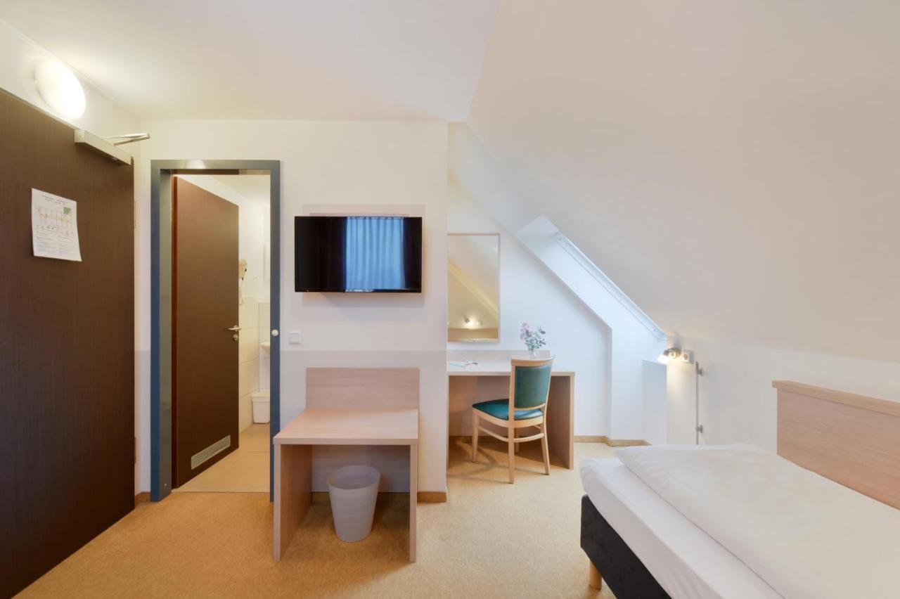 Meinhotel 함브루크 외부 사진