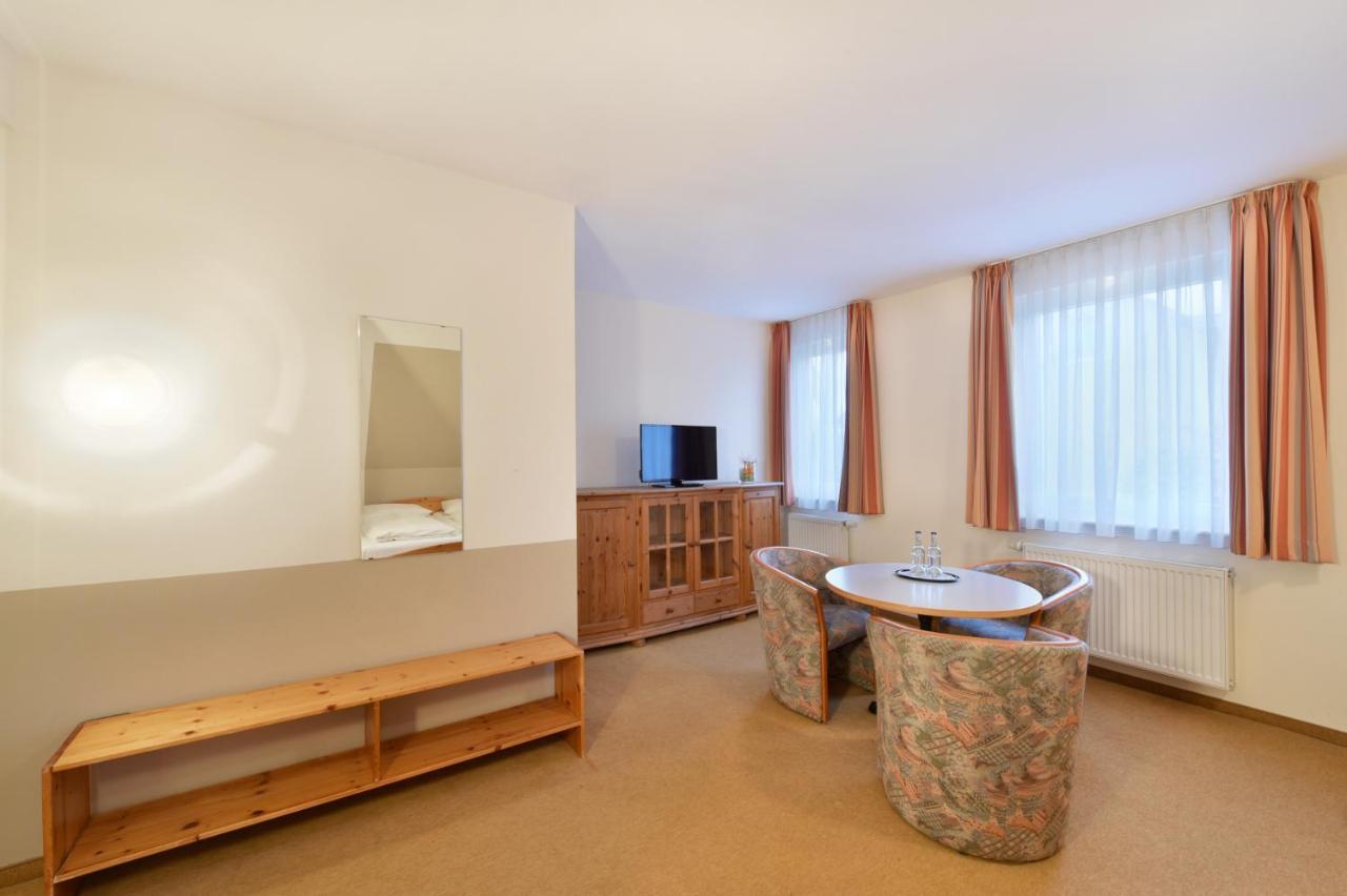 Meinhotel 함브루크 외부 사진