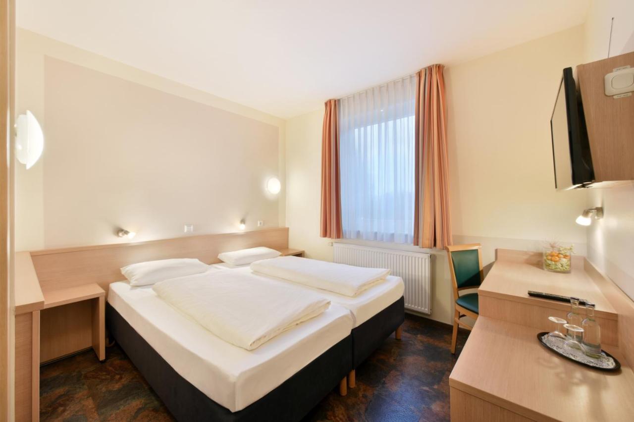 Meinhotel 함브루크 외부 사진