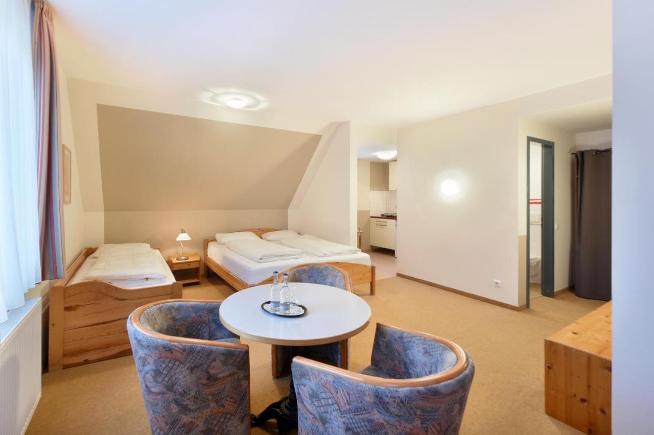 Meinhotel 함브루크 외부 사진