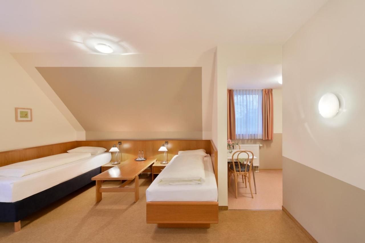 Meinhotel 함브루크 외부 사진