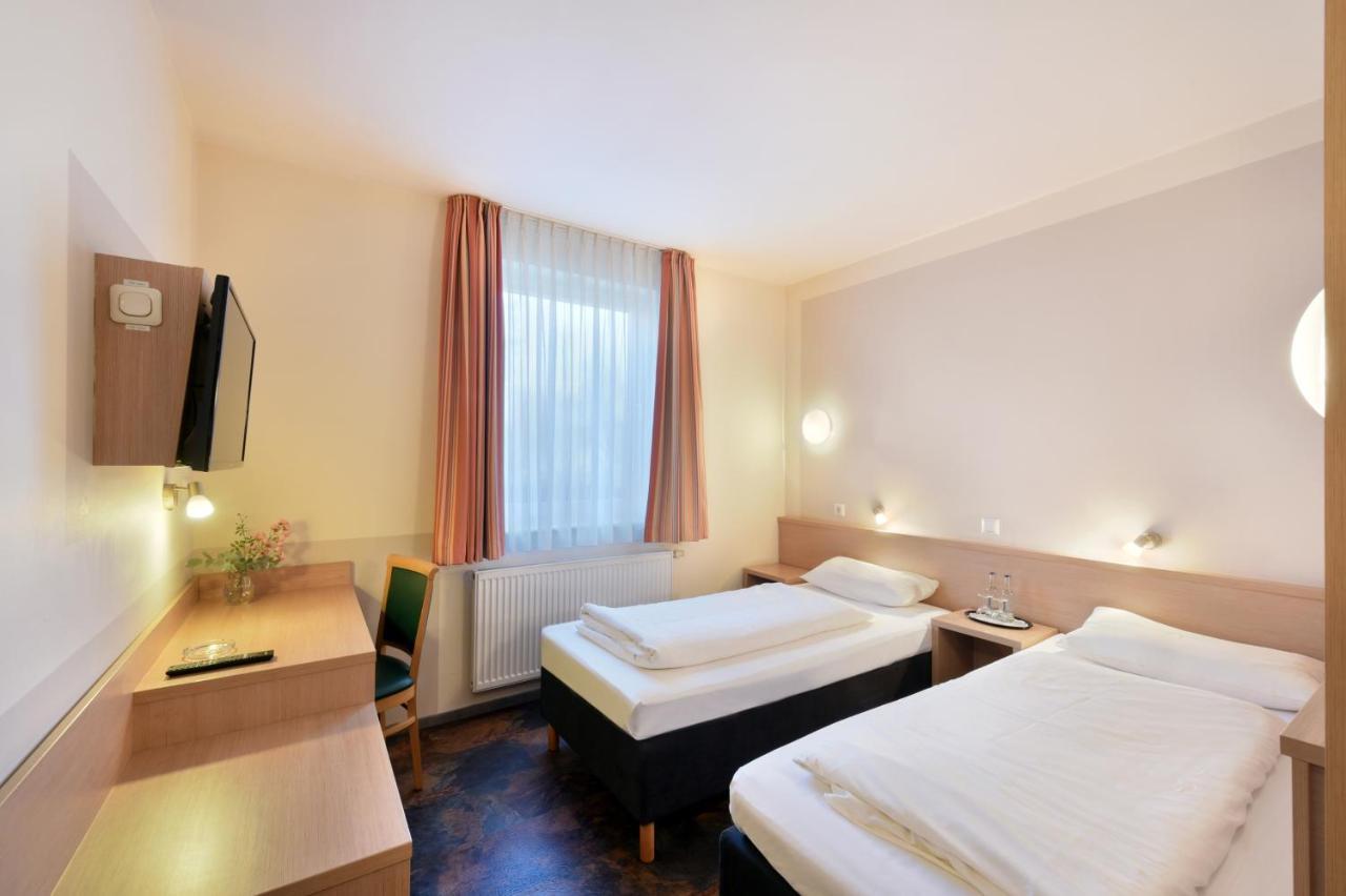 Meinhotel 함브루크 외부 사진