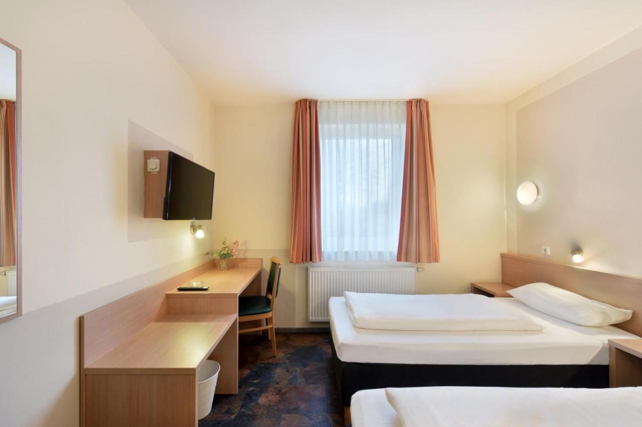 Meinhotel 함브루크 외부 사진